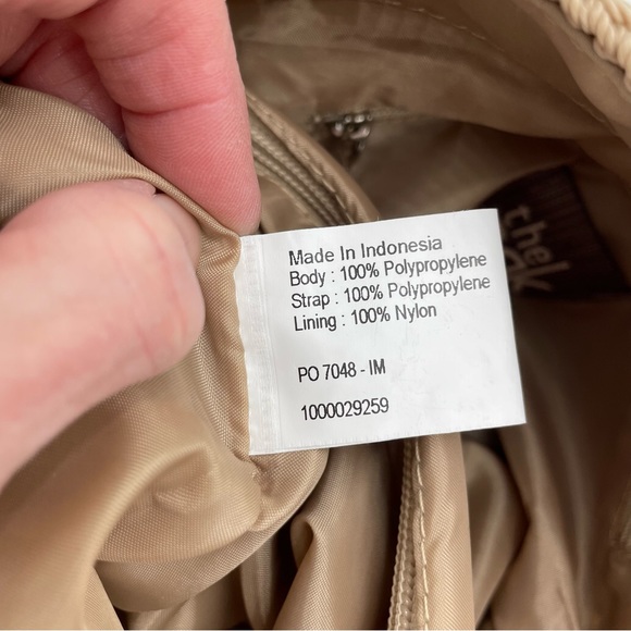 The Sak Crocheted Shoulder Bag - Picture 9 of 10